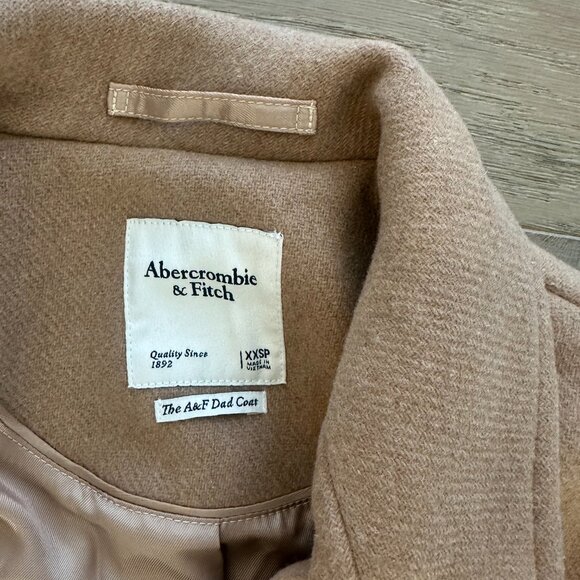 Abercrombie & Fitch - The A&F Dad Coat in Camel, XXSP - Picture 2 of 2
